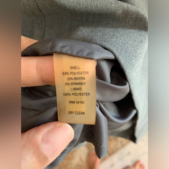 Ellen Tracy Zipper Dress - Picture 4 of 4